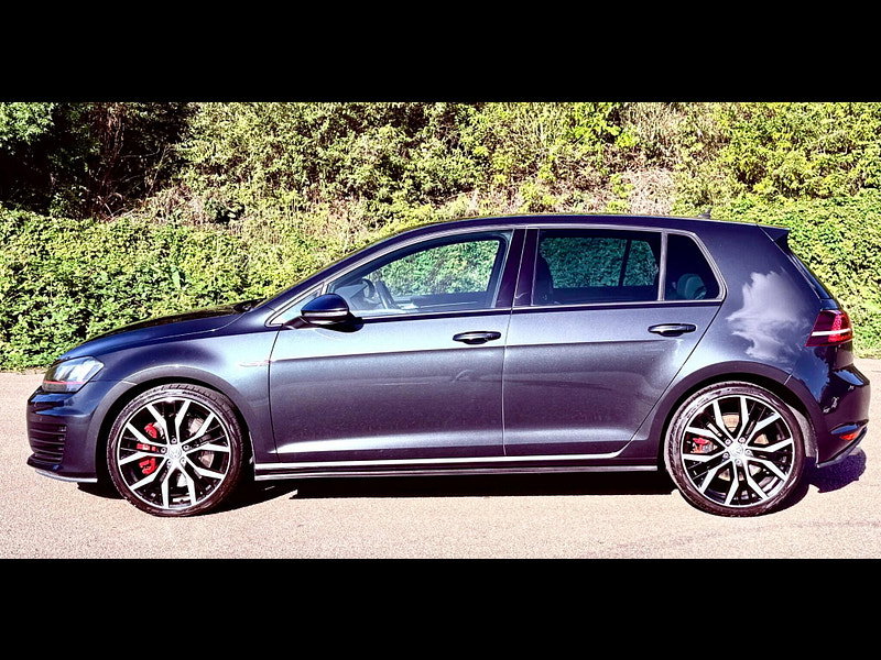 Volkswagen Golf 2.0 TSI GTI Performance DSG 5dr