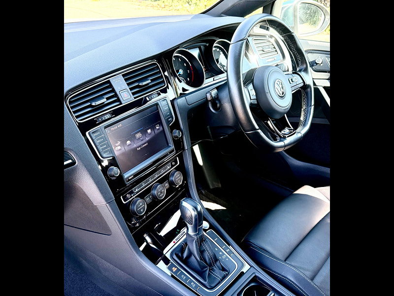 Volkswagen Golf R 2.0 TSI BlueMotion Tech DSG 4MOTION