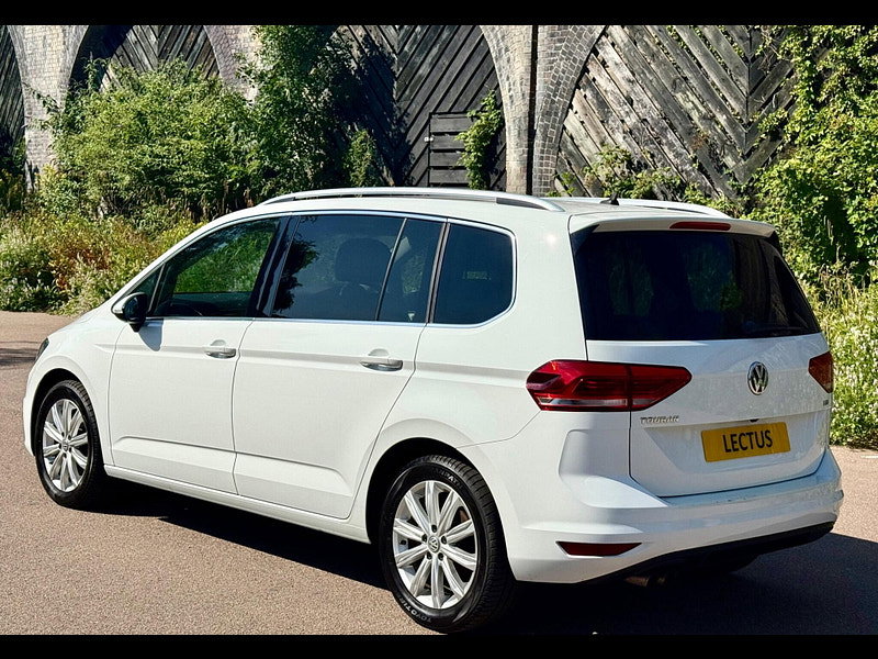 Volkswagen Touran 1.4 TSI SE DSG Euro 5 5dr