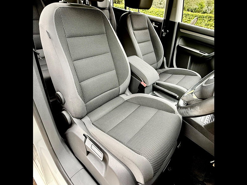 Volkswagen Touran 1.4 TSI SE MPV 5dr Petrol DSG Euro 5