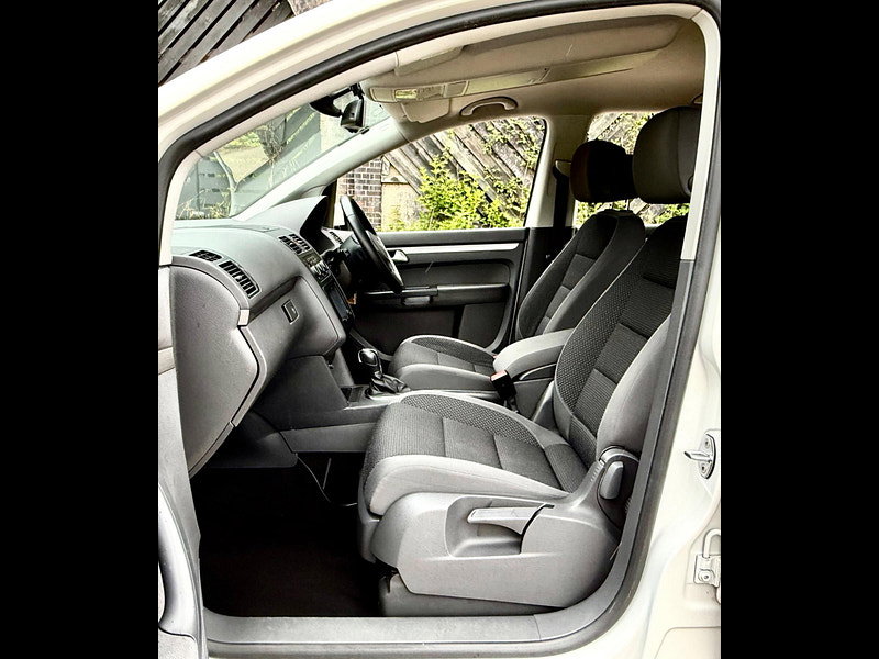 Volkswagen Touran 1.4 TSI SE MPV 5dr Petrol DSG Euro 5