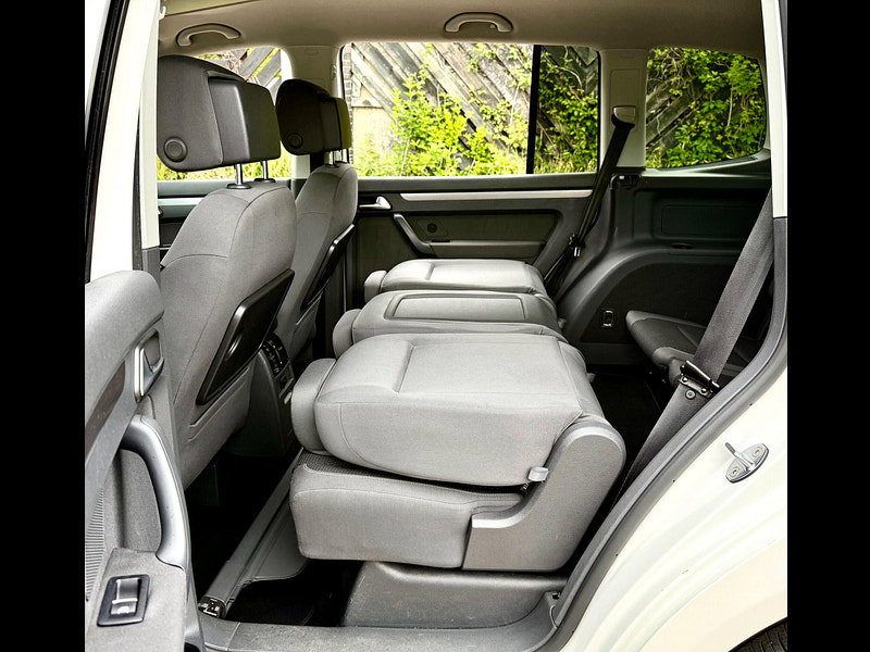 Volkswagen Touran 1.4 TSI SE MPV 5dr Petrol DSG Euro 5