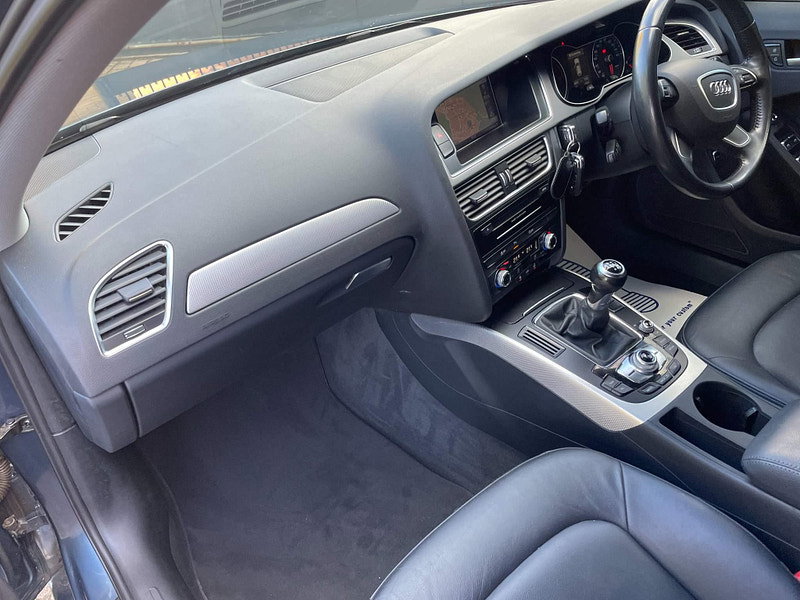 Audi A4 Avant 1.8 TFSI SE Technik Euro 5 (s/s) 5dr