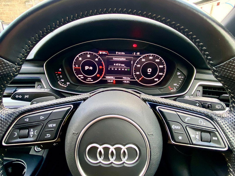 Audi A4 Avant 2.0 TDI ultra S line S Tronic Euro 6 (s/s) 5dr