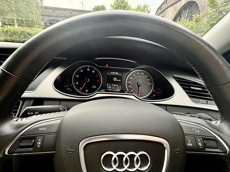Audi A4 Avant 2.0 TFSI Multitronic Euro 5 (s/s) 5dr