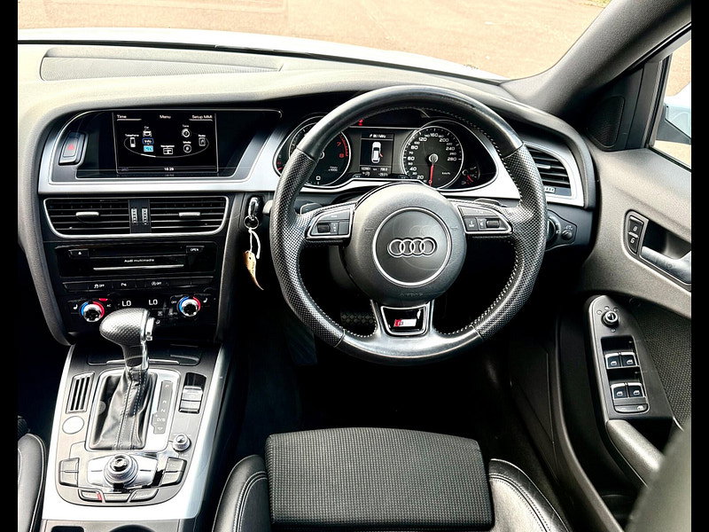 Audi A4 Avant 2.0 TFSI S line S Tronic Euro 6 5dr