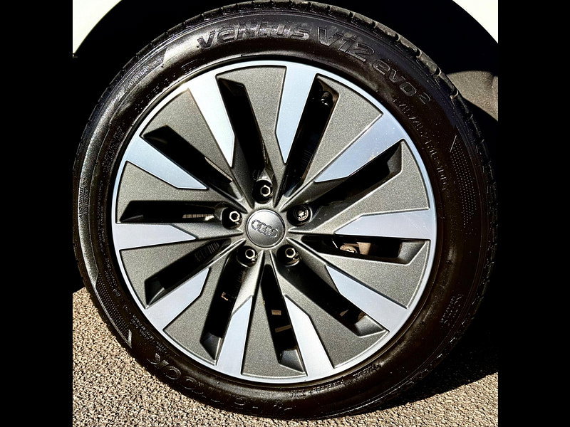Audi A6 Avant 2.8 V6FSI S Tronic quattro (s/s) 5dr