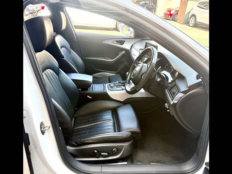 Audi A6 Avant 2.8 FSI V6 S line S Tronic quattro 5dr