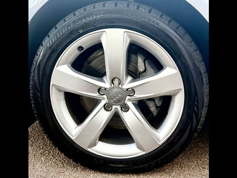 Audi A6 Saloon 2.8 FSI V6 S Tronic quattro Euro 5 4dr