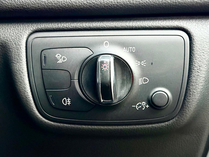 Audi A6 Saloon 2.8 FSI V6 S line Saloon 4dr Petrol Tiptronic quattro Euro 5 (220 ps)