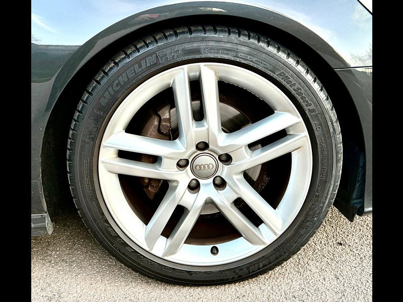 Audi A6 Saloon 2.8 FSI V6 S line Saloon 4dr Petrol Tiptronic quattro Euro 5 (220 ps)