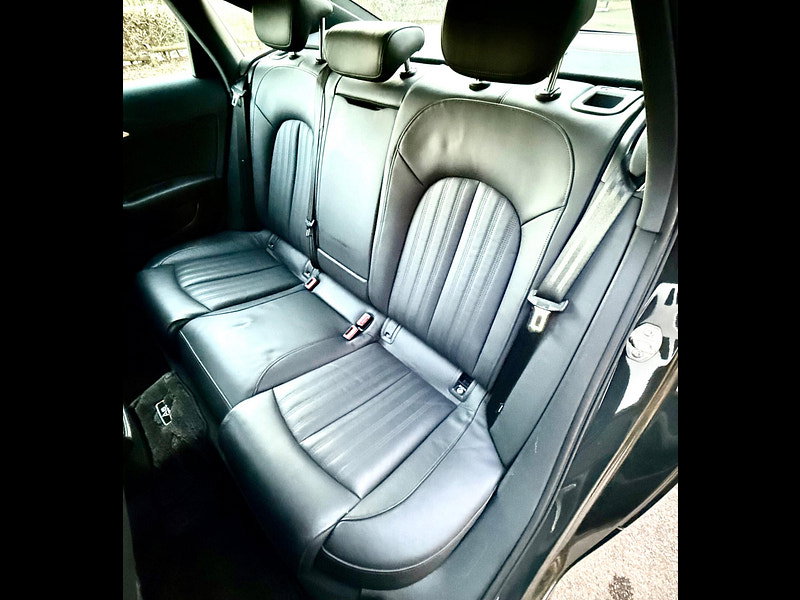 Audi A6 Saloon 2.8 FSI V6 S line Saloon 4dr Petrol Tiptronic quattro Euro 5 (220 ps)