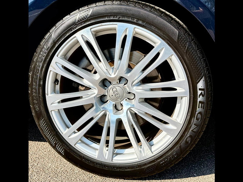 Audi A8 4.2 FSI V8 SE Tiptronic quattro 4dr