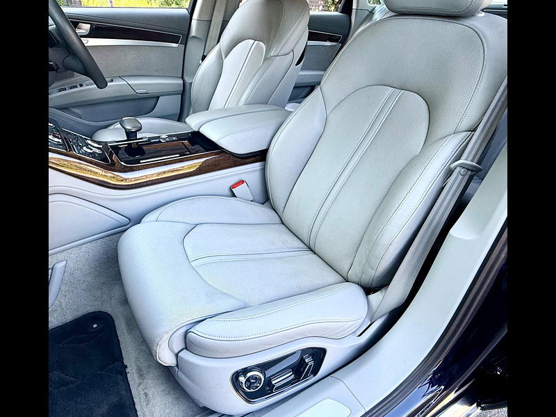 Audi A8 4.2 FSI V8 SE Tiptronic quattro 4dr