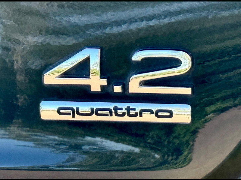Audi A8 4.2 FSI V8 SE Tiptronic quattro 4dr