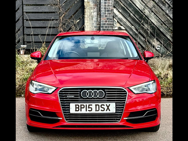 Audi A3 1.4 TFSI e-tron Sportback e-S Tronic Euro 6 5dr 8.8kWh