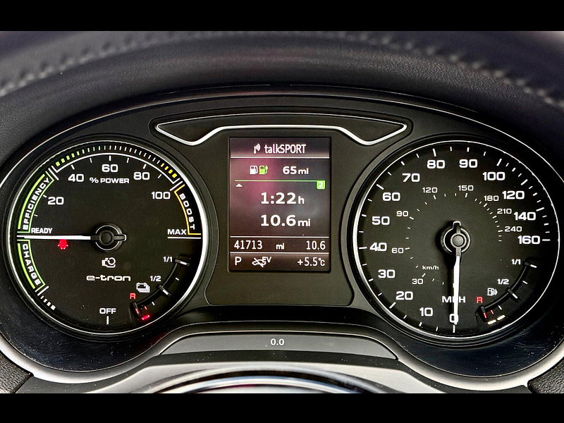 Audi A3 1.4 TFSI e-tron Sportback e-S Tronic Euro 6 5dr 8.8kWh
