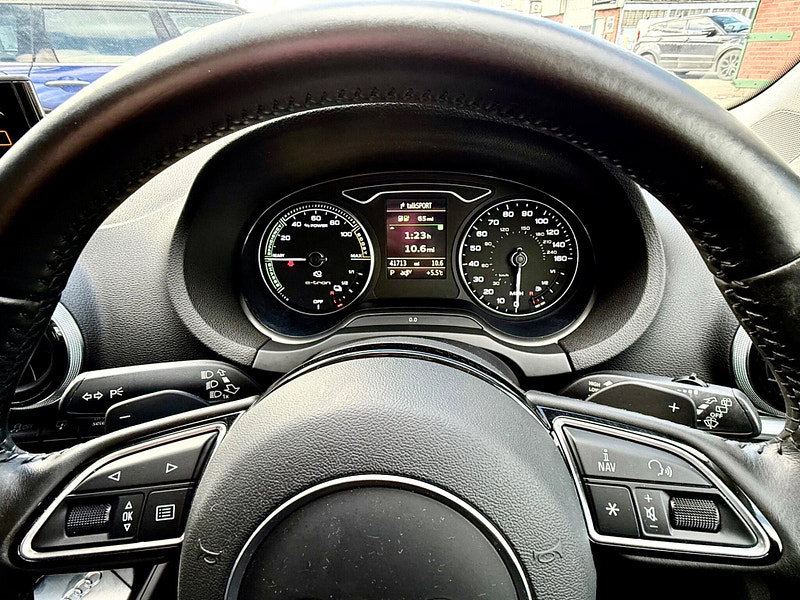 Audi A3 1.4 TFSI e-tron Sportback e-S Tronic Euro 6 5dr 8.8kWh