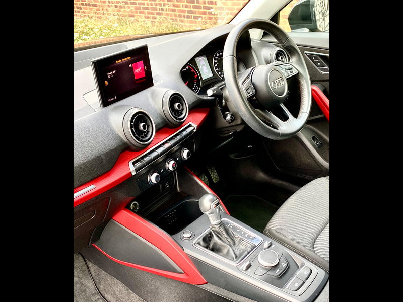 Audi Q2 1.5 TFSI CoD 35 Sport SUV 5dr Petrol S Tronic Euro 6 (s/s) (150 ps)