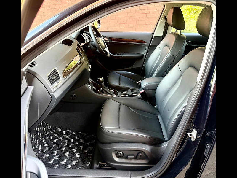 Audi Q3 2.0 TFSI S Tronic quattro (s/s) 5dr