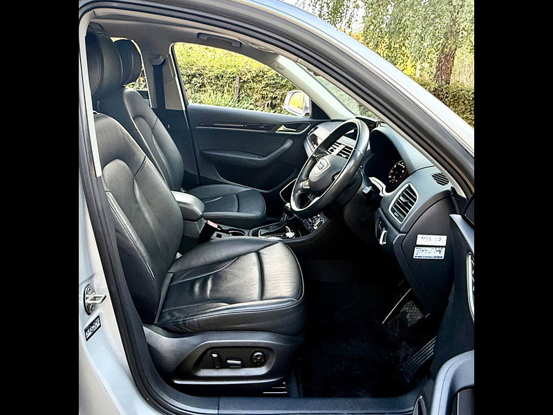 Audi Q3 2.0 TFSI S Tronic quattro (s/s) 5dr