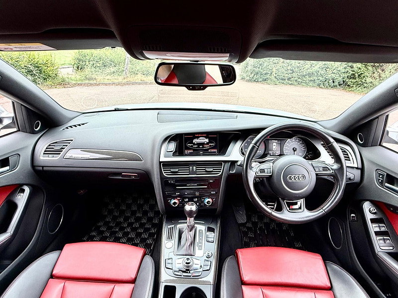 Audi S4 3.0 TFSI V6 S Tronic quattro (s/s) 4dr