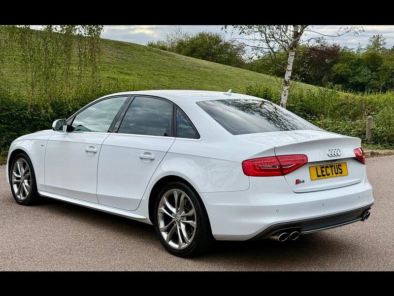 Audi S4 3.0 TFSI V6 S Tronic quattro (s/s) 4dr