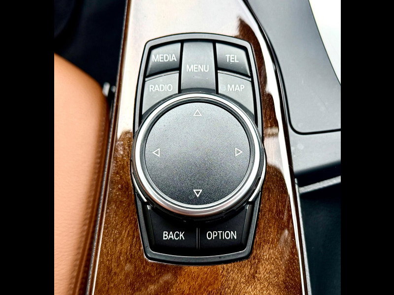BMW 3 Series 2.0 320i Luxury Auto (s/s) 4dr