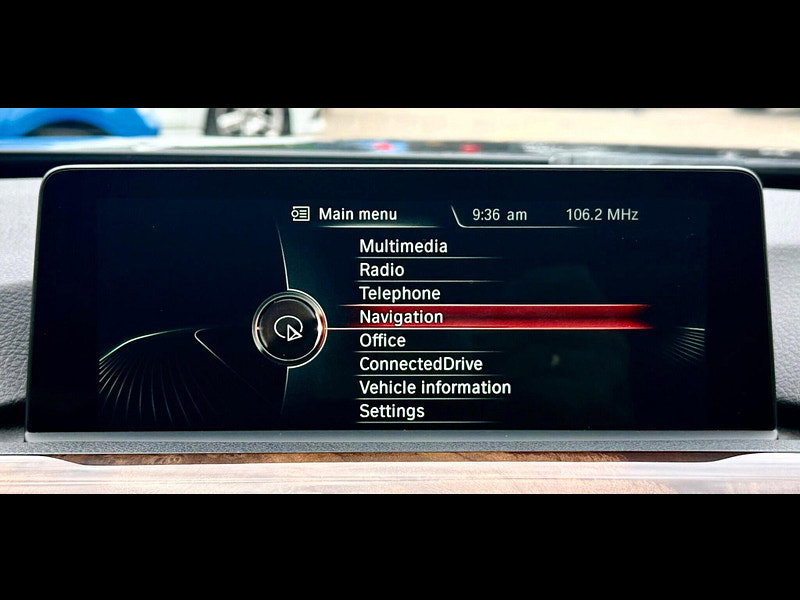 BMW 3 Series 2.0 320i Luxury Auto (s/s) 4dr
