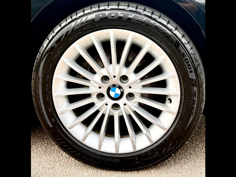 BMW 3 Series 2.0 320i Luxury Auto (s/s) 4dr
