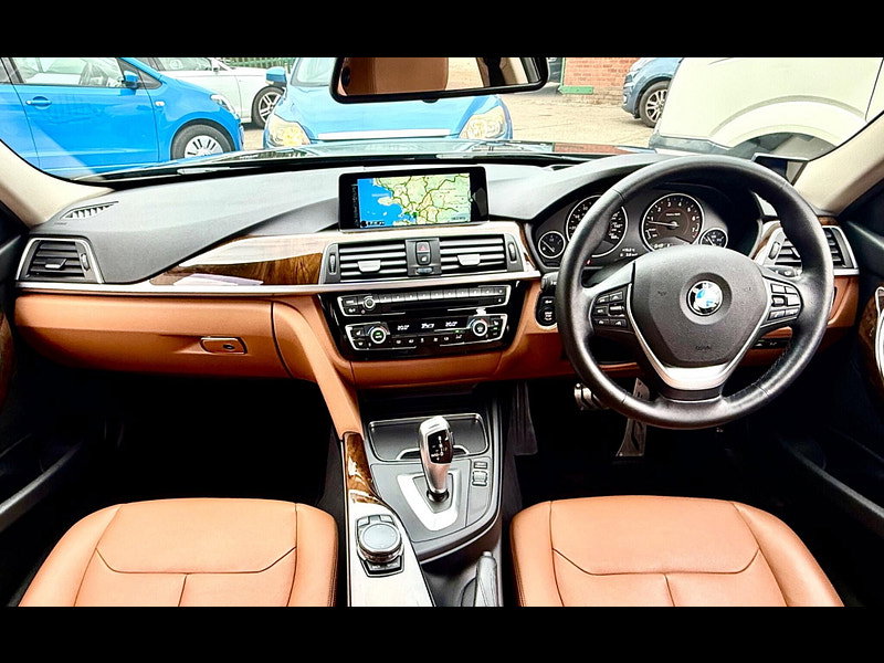BMW 3 Series 2.0 320i Luxury Auto (s/s) 4dr