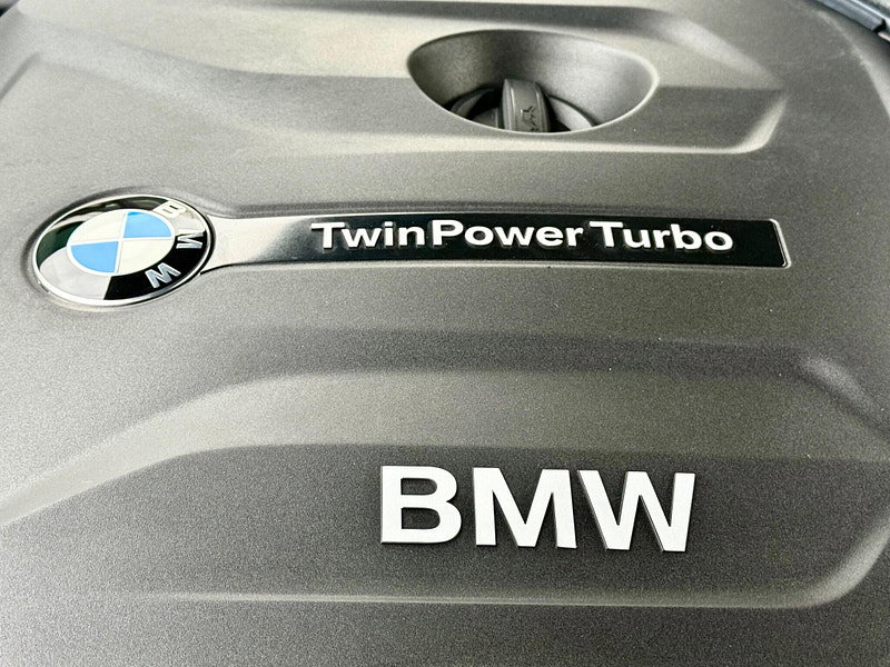BMW 3 Series 2.0 320i Luxury Auto (s/s) 4dr