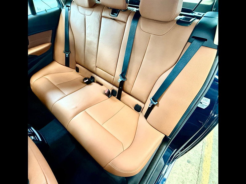 BMW 3 Series 2.0 320i Luxury Touring Auto Euro 6 5dr
