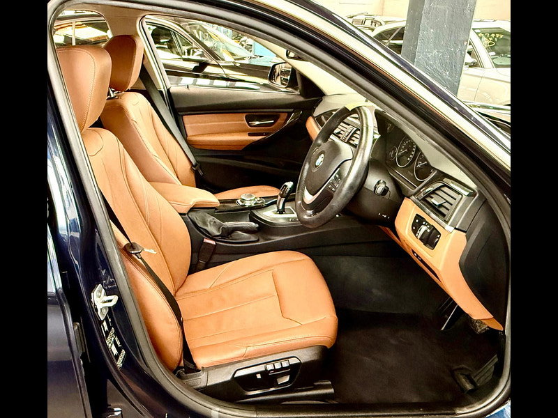 BMW 3 Series 2.0 320i Luxury Touring Auto Euro 6 5dr