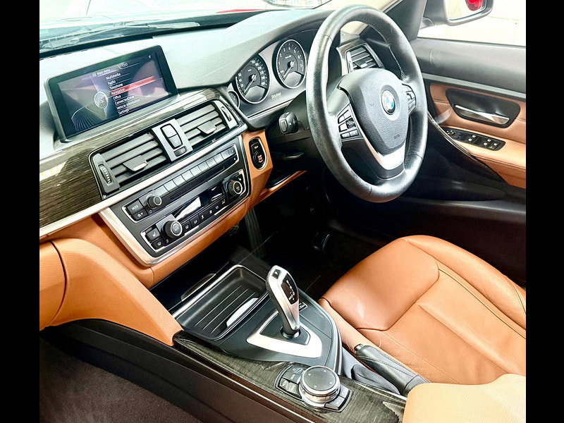 BMW 3 Series 2.0 320i Luxury Touring Auto Euro 6 5dr