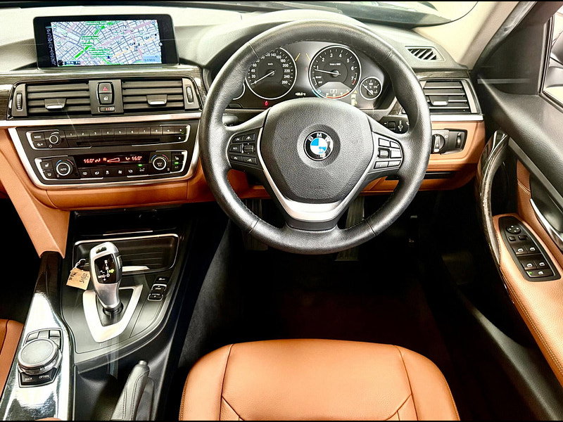 BMW 3 Series 2.0 320i Luxury Touring Auto Euro 6 5dr
