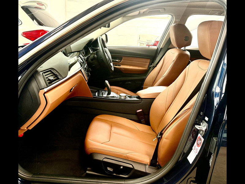 BMW 3 Series 2.0 320i Luxury Touring Auto Euro 6 5dr