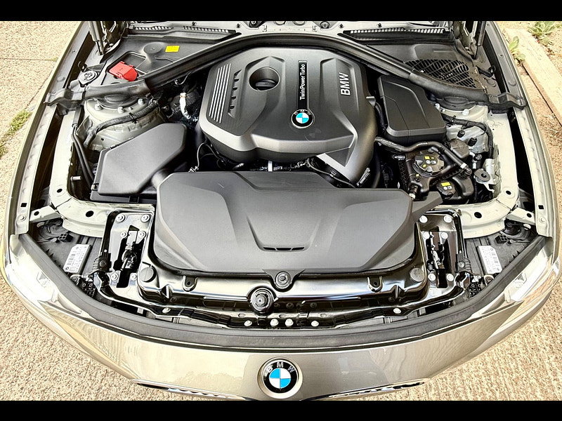 BMW 3 Series 2.0 320i Luxury Touring Auto Euro 6 (s/s) 5dr