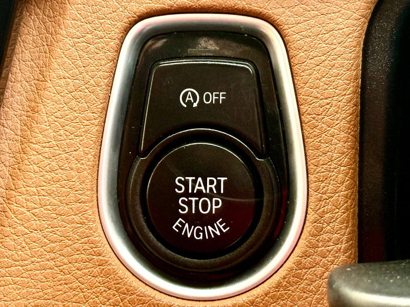 BMW 3 Series 2.0 320i Luxury Touring Auto Euro 6 (s/s) 5dr