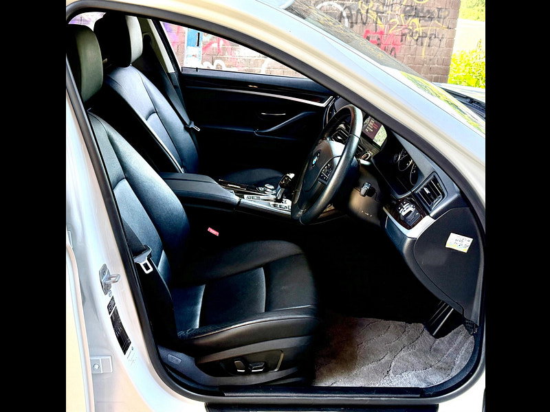BMW 5 Series 2.0 523i SE Touring Auto Euro 5 5dr