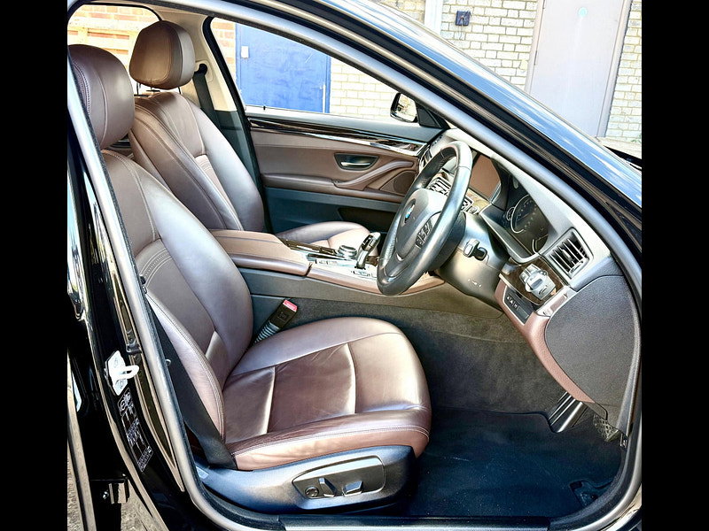 BMW 5 Series 3.0 535i Luxury 4drSaloon Auto (s/s)