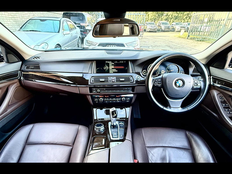 BMW 5 Series 3.0 535i Luxury 4drSaloon Auto (s/s)