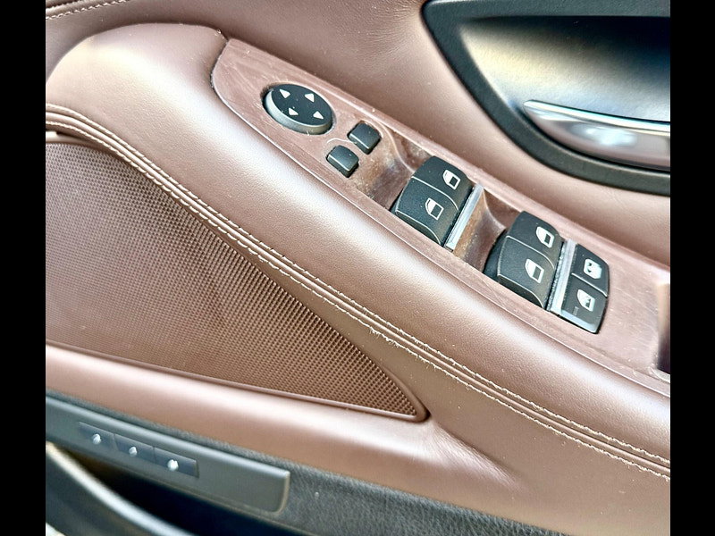 BMW 5 Series 3.0 535i Luxury 4drSaloon Auto (s/s)