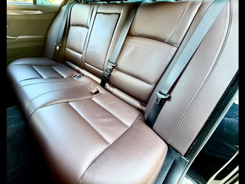 BMW 5 Series 3.0 535i Luxury 4drSaloon Auto (s/s)