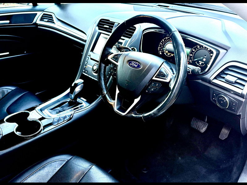 Ford Mondeo 2.0 TDCi Titanium Powershift Euro 6 (s/s) 5dr