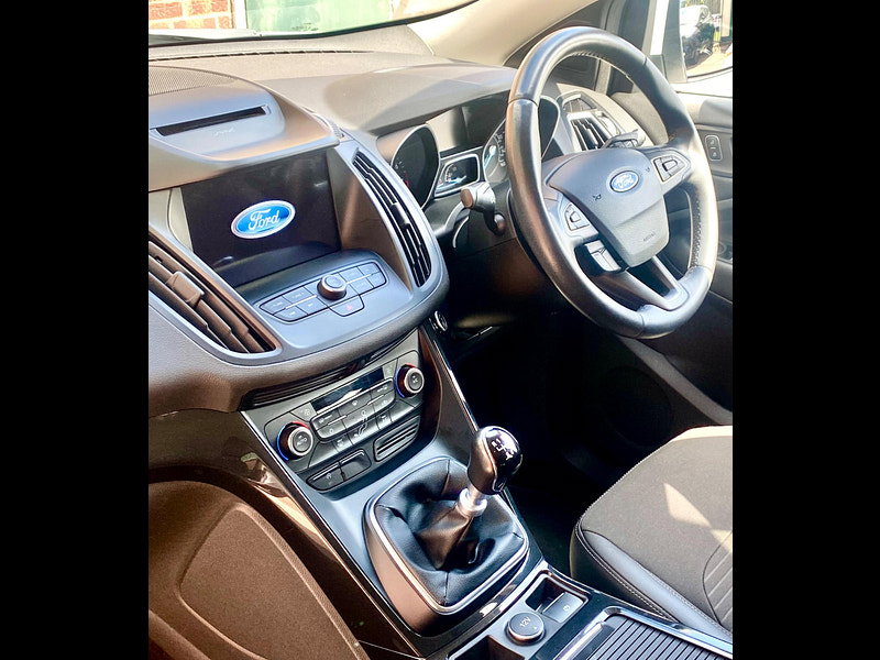 Ford Kuga 1.5T EcoBoost Titanium 2WD Euro 6 (s/s) 5dr