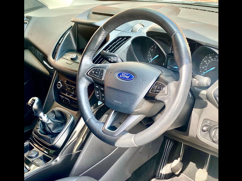 Ford Kuga 1.5T EcoBoost Titanium 2WD Euro 6 (s/s) 5dr