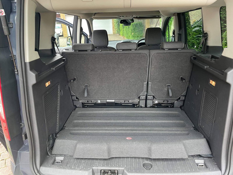 Ford Tourneo Connect 1.6 TDCi Titanium Euro 5 5dr