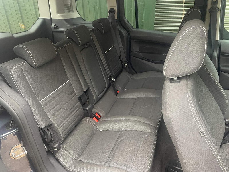 Ford Tourneo Connect 1.6 TDCi Titanium Euro 5 5dr