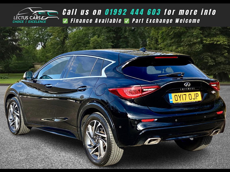 Infiniti Q30 1.6T City Black Euro 6 (s/s) 5dr